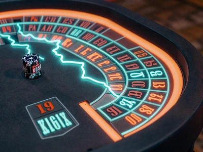 Lightning-Roulette-Tisch mit leuchtenden Neon-Zahlen - Live Roulette Spiel im Betsson Live Casino